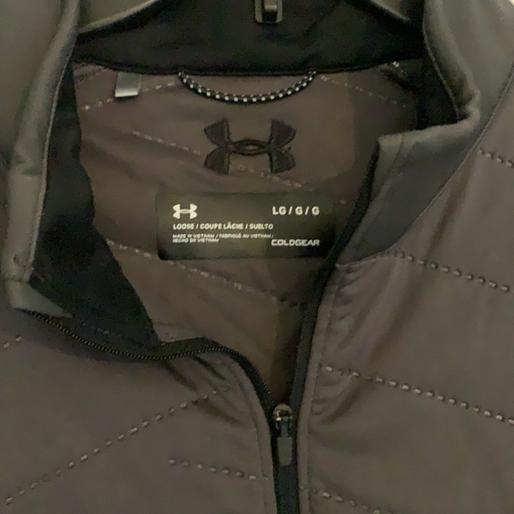 Under Armour cold gear loose coupe shirt top - Picture 3 of 7